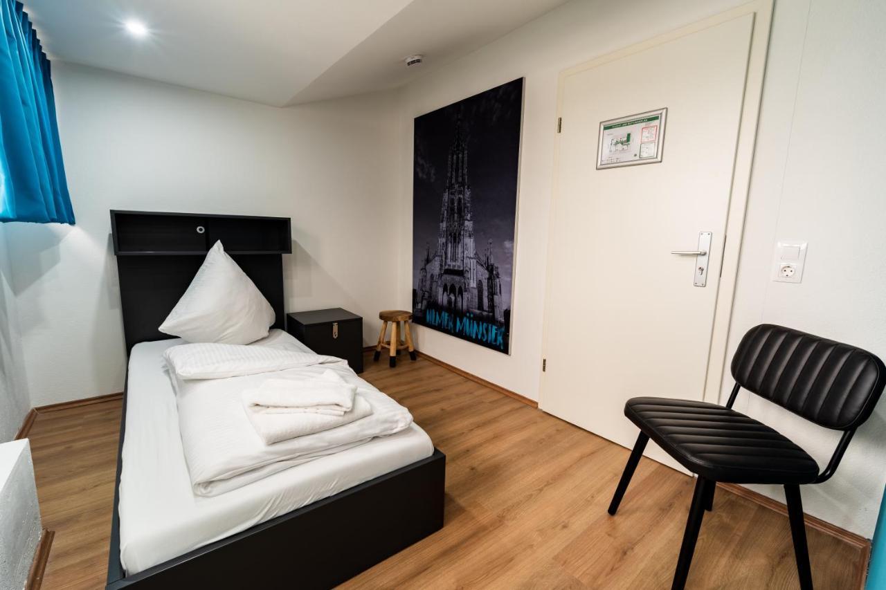 Albergue Henriettas Sleeping Ulm Exterior foto